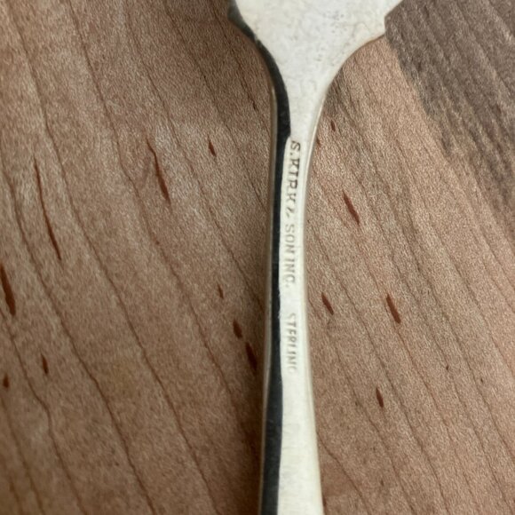 S Kirk & Son Repousse Sterling Silver Salad Fork 6.25" Antique w/Monogram. - Picture 5 of 7